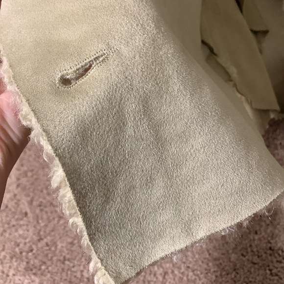 Green faux shearling jacket from Forever 21 - Picture 4 of 5